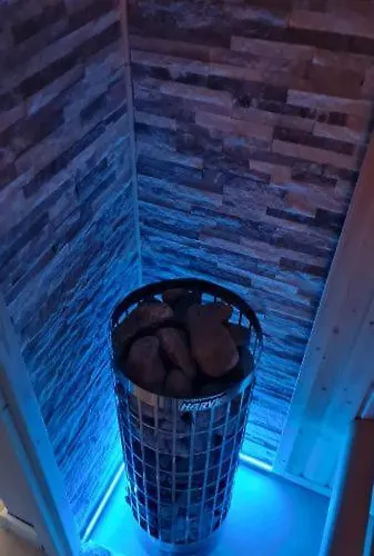 Podzamcze Gospodarstwo agroturystyczne *