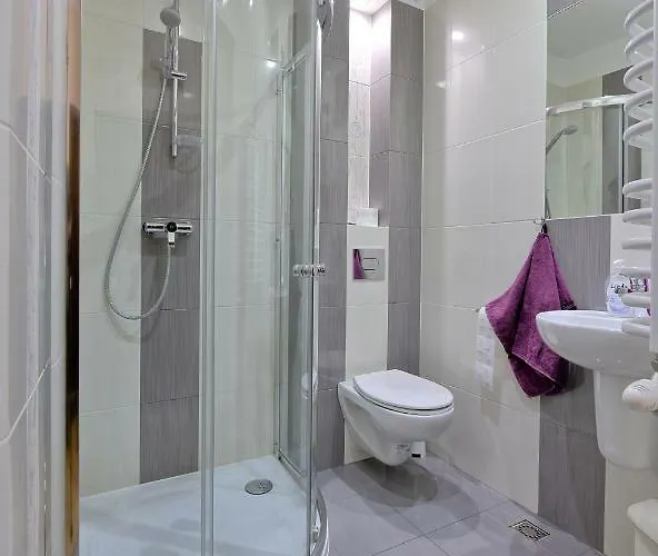 Gospodarstwo agroturystyczne Podzamcze *